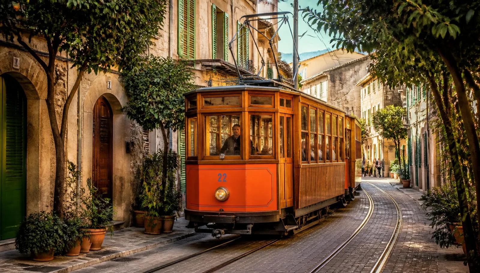Historische Straßenbahn zwischen Sóller und Port de Sóller auf Mallorca